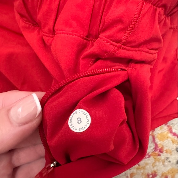 lululemon red track that Shorts 5” - Picture 3 of 3